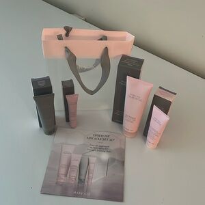 Timewise Miracle set 3D from Mary Kay. Brand New!